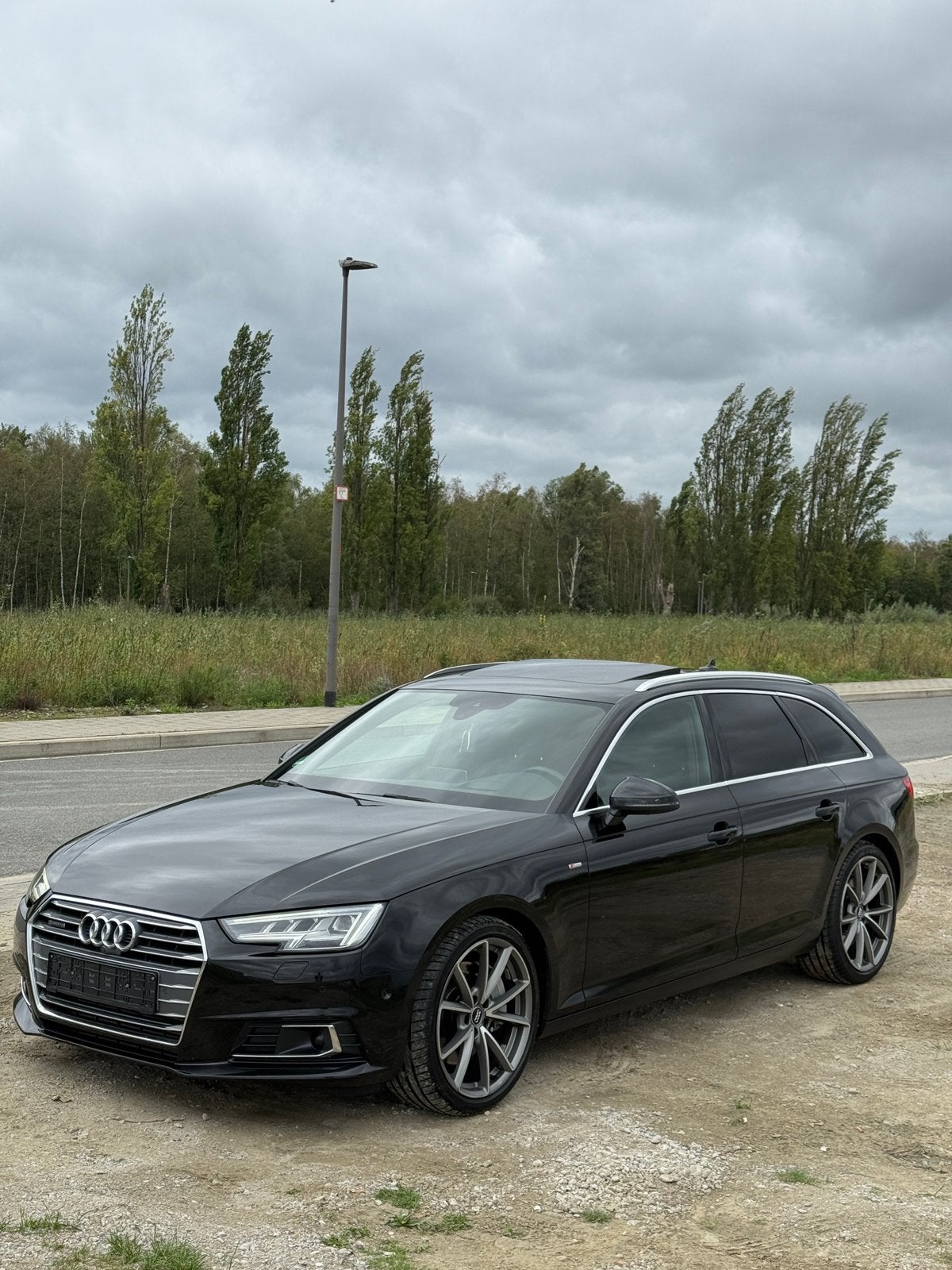 AUDI A4 AVANT 3.0 TDI QUATTRO 272 PK –S LINE– FULL OPTION –, Auto's, Automaat, Dealer onderhouden, Zwart, Zwart