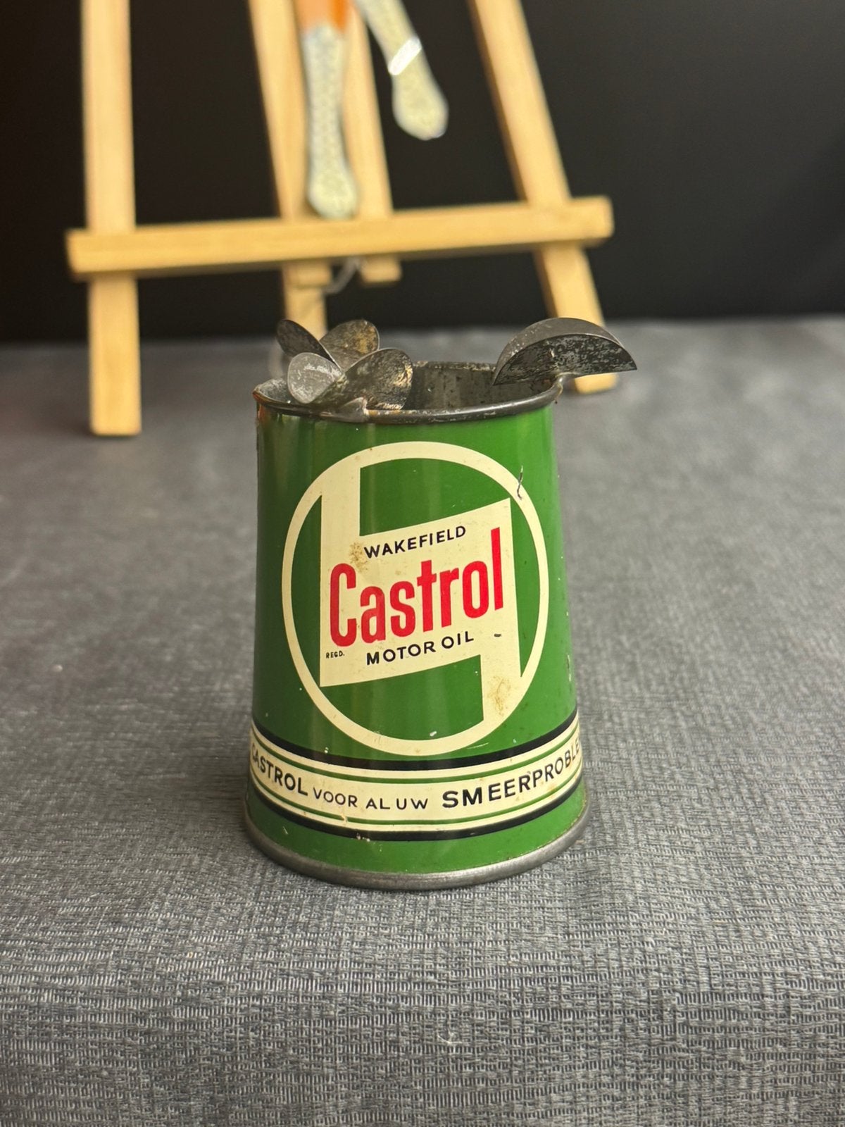 Castrol olie blik reclame asbak, Verzamelen, Gebruikt, Gebruiksvoorwerp, ., Ophalen of Verzenden