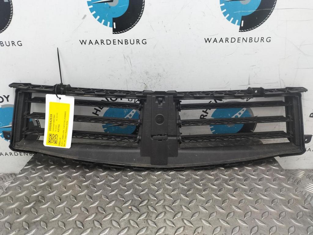 OPEL ASTRA K B16 BUSINES GRILLE 21200003 2020, Ophalen of Verzenden, Gebruikt, ARN erkend