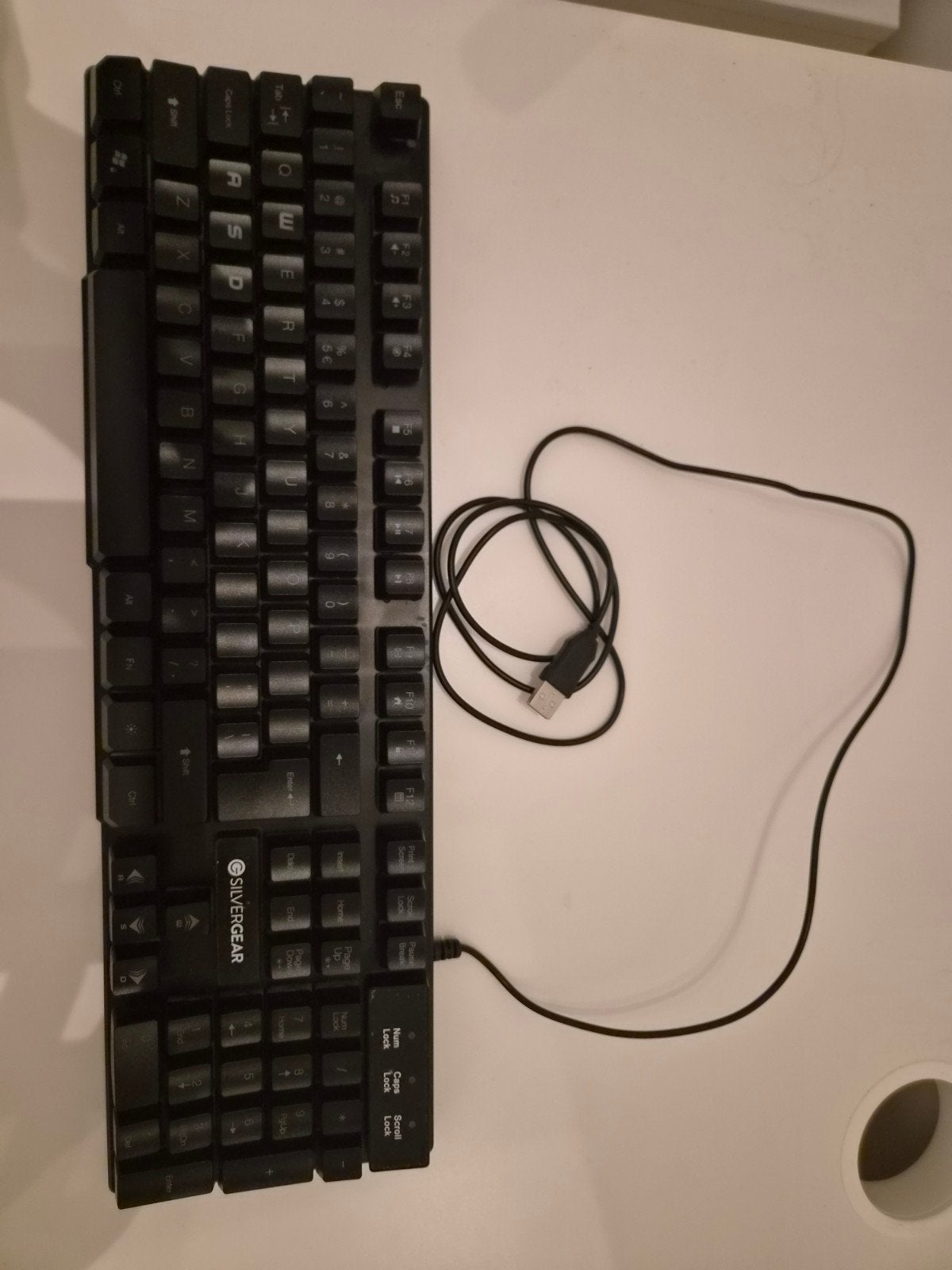 qwerty gaming toetsenbord MET led verlichting., Clavier gamer, Enlèvement ou Envoi, Silvergear, Utilisé