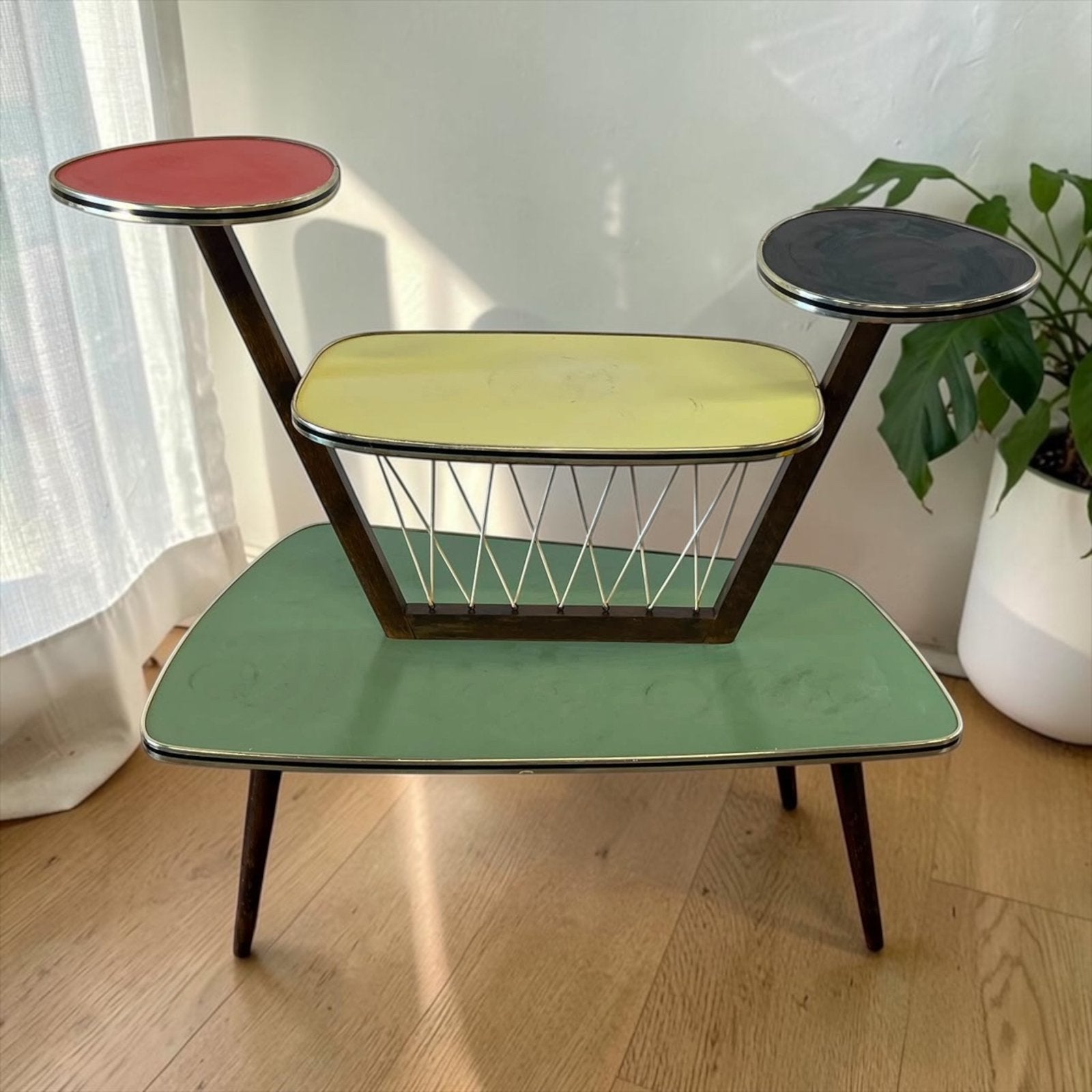Table/table d'appoint vintage Rockabilly Plant en 4 couleurs, Antiquités & Art, Enlèvement