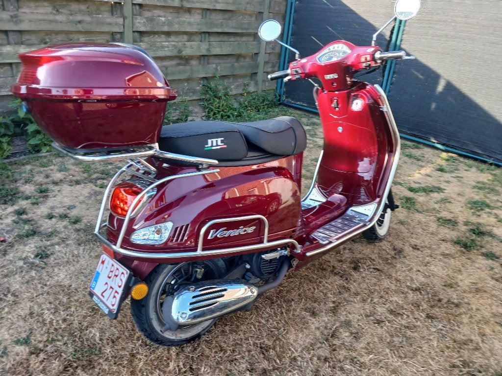 JTC venice 125cc, Fietsen en Brommers, Scooters | Piaggio, Ophalen, Overige modellen, 125 cc, Zo goed als nieuw