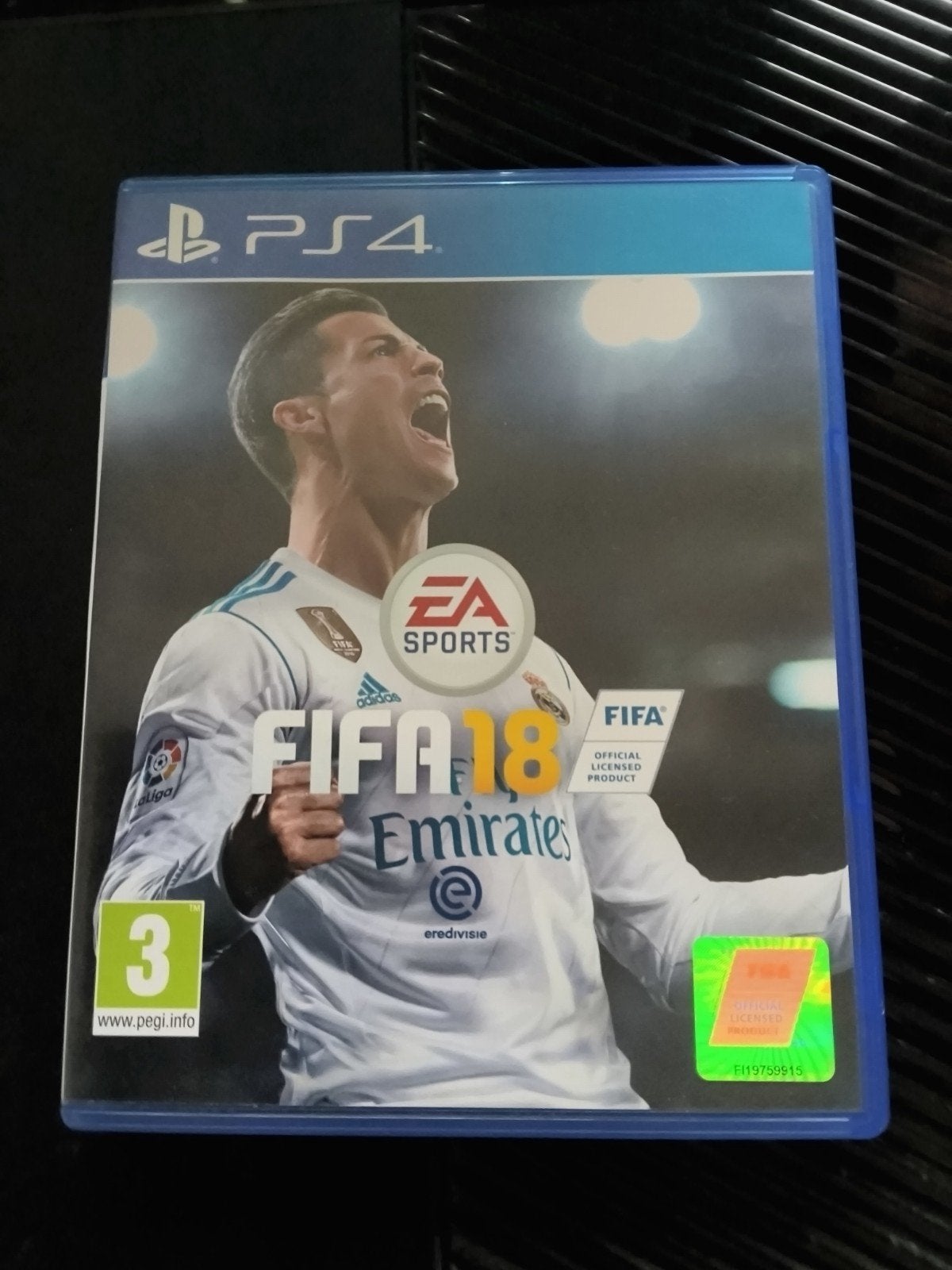 FIFA 18 pour PlayStation 4, Envoi