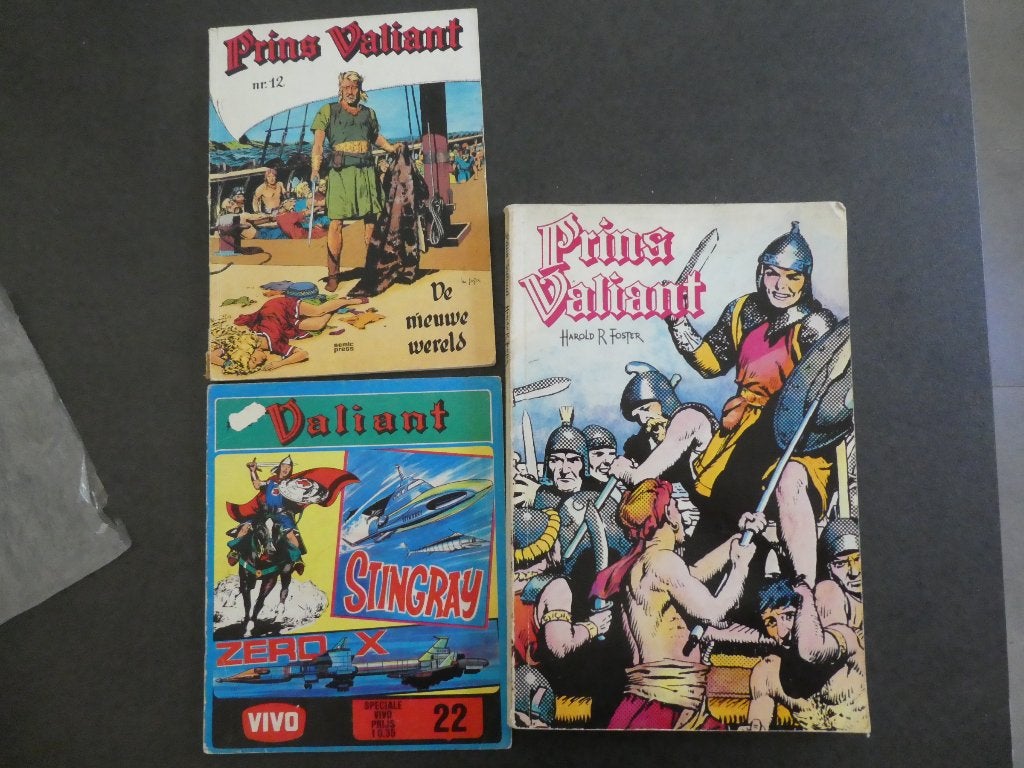 3 x Prins Valliant - Harold Foster - een XL-formaat, Ophalen of Verzenden