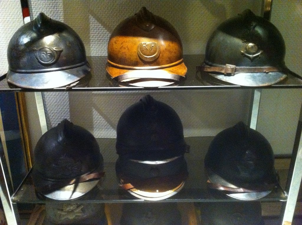 Germaanse en Franse helmen 14/18, Belgisch, Verzamelen, Verzenden, Landmacht, Helm of Baret
