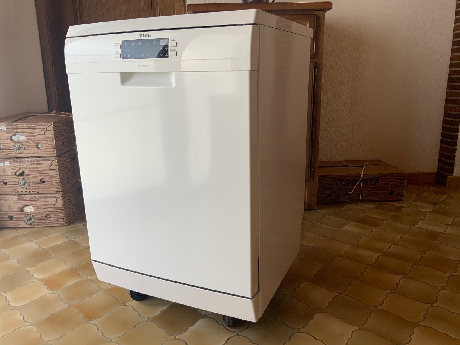 Lave-vaiselle AEG ,grande capacité , exellent état., Electroménager, Lave-vaisselle, Utilisé, À Poser, Moins de 85 cm, 60 cm ou plus