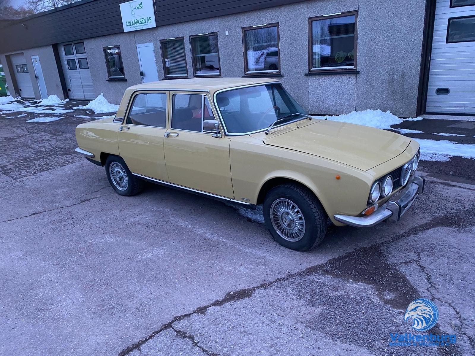 Alfa Romeo 2000 Berlina 1972 Beige, Zwart, Beige, Bedrijf, Radio