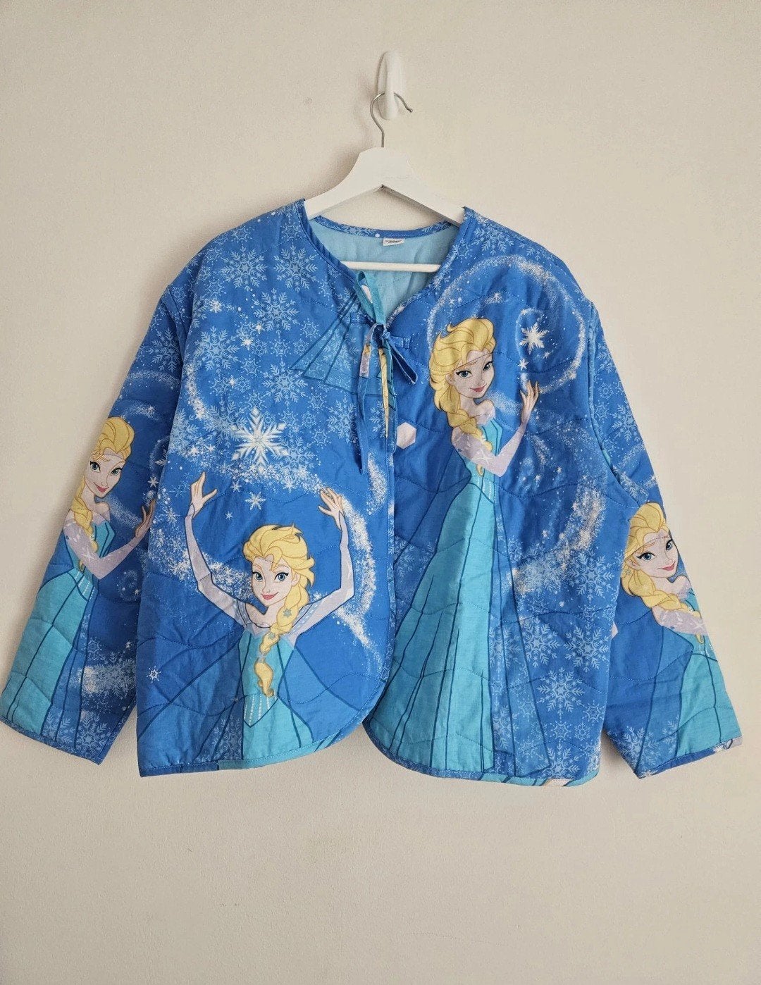 Frozen Elsa custom quiltjas oversized, Kleding | Dames, Grote Maten, Ophalen
