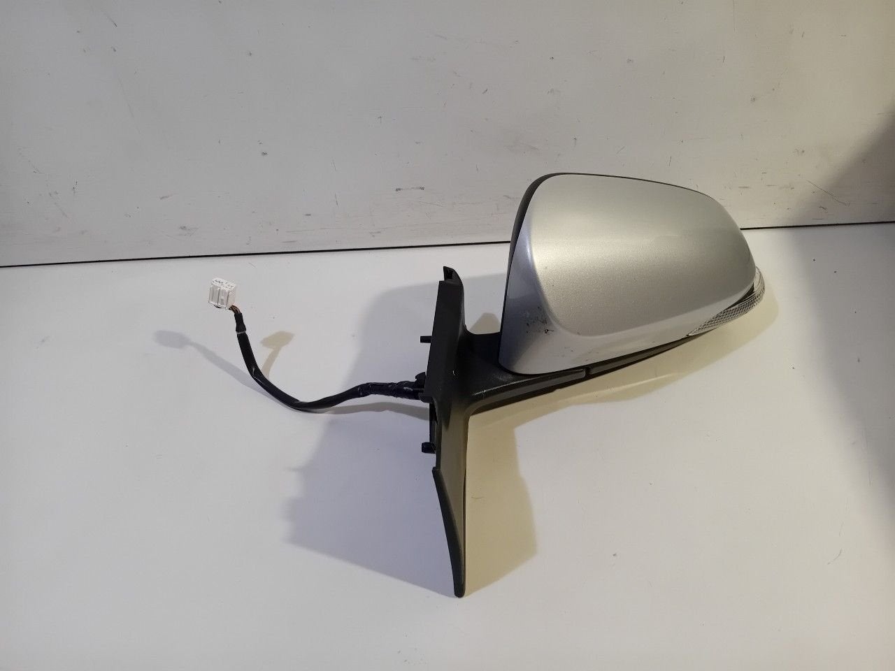 Spiegel buiten links elektrisch Toyota Yaris, Onderdelen@venauto.nl, Van der Ven Autorecycling B.V., Ettenseweg 76, 4706 PB Roosendaal, The Netherlands
