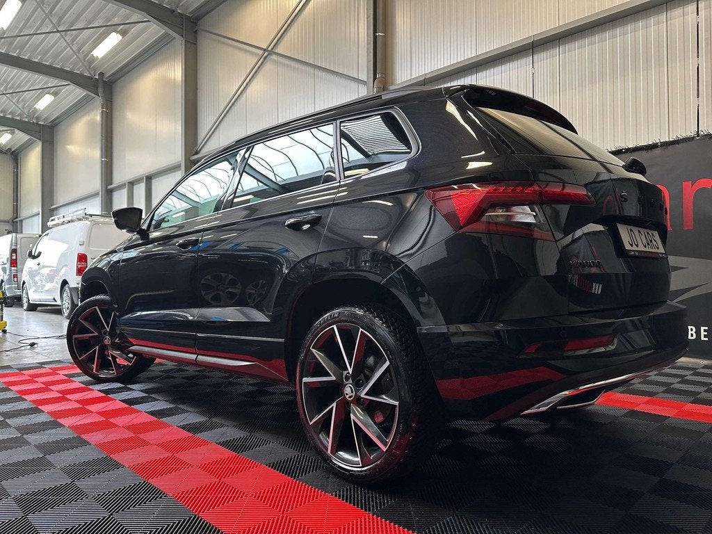 Skoda Karoq 1.5 TSI/Sportline/DSG/Led/Cc/Zv/Camera/S Seats/, USB, Entreprise, Autres couleurs, Noir