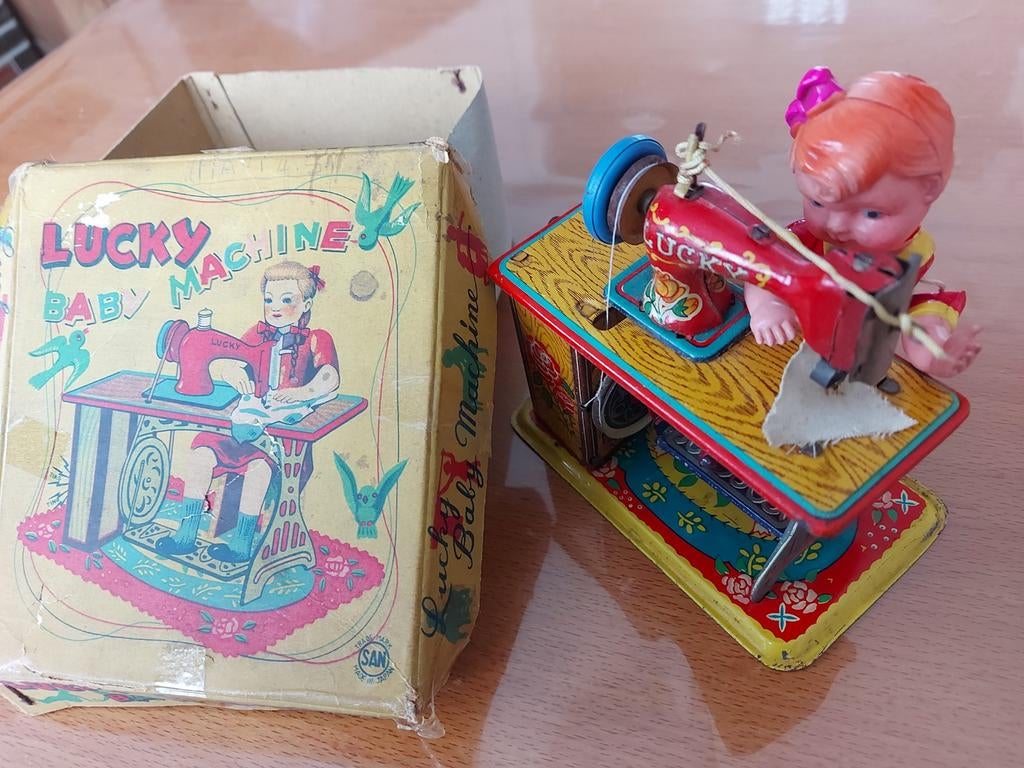 Vintage Japans speelgoed van tin en celluloid., Verzamelen, Ophalen, Popje