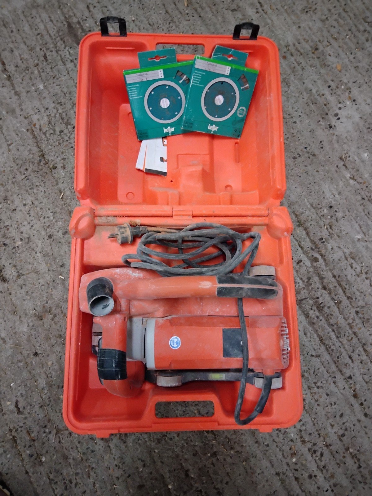 Sleuvenzaagmachine spit D90, Doe-het-zelf en Bouw, Ophalen