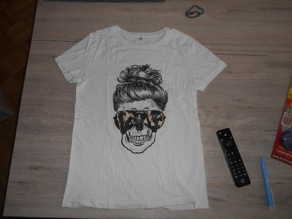wit t shirt only maat 158 - 164, Kinderen en Baby's, Kinderkleding | Maat 158, ONLY, Meisje, Ophalen of Verzenden, Zo goed als nieuw