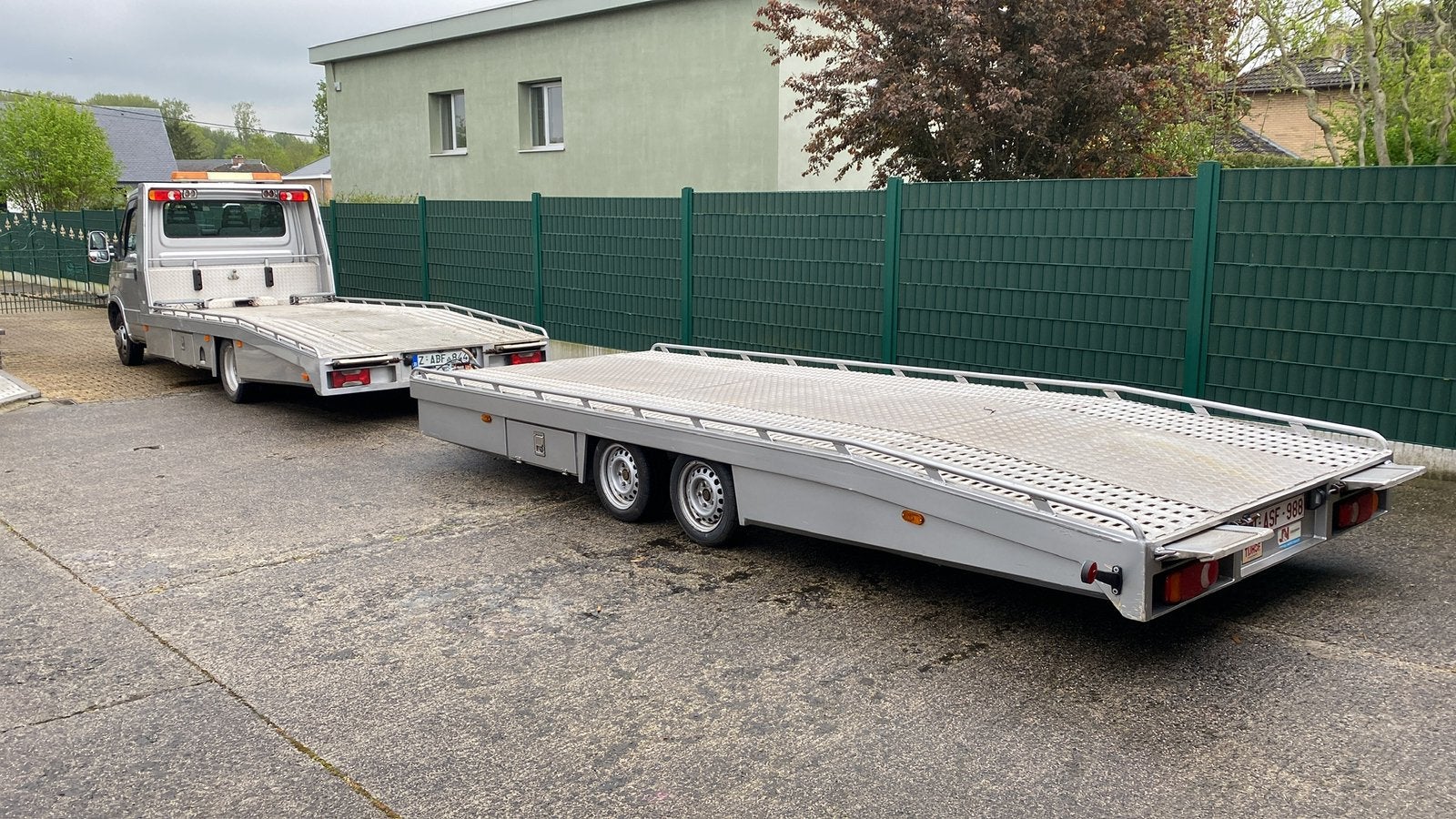 Iveco daily tijhof oprijwagen, Auto's, Voorwielaandrijving, Stof, Zwart, 4 cilinders