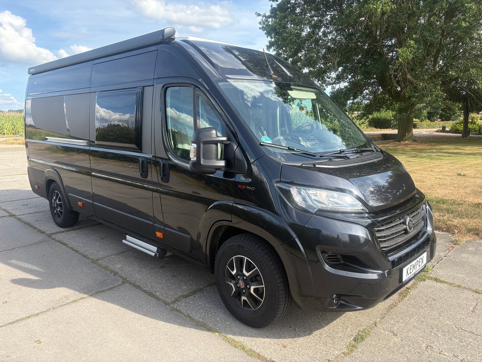 Carado C640 15th Edition 2.3 Turbo 150pk, Caravans en Kamperen, Mobilhomes, Automaat, Buscamper of Camperbus, Ringverwarming, Fiat