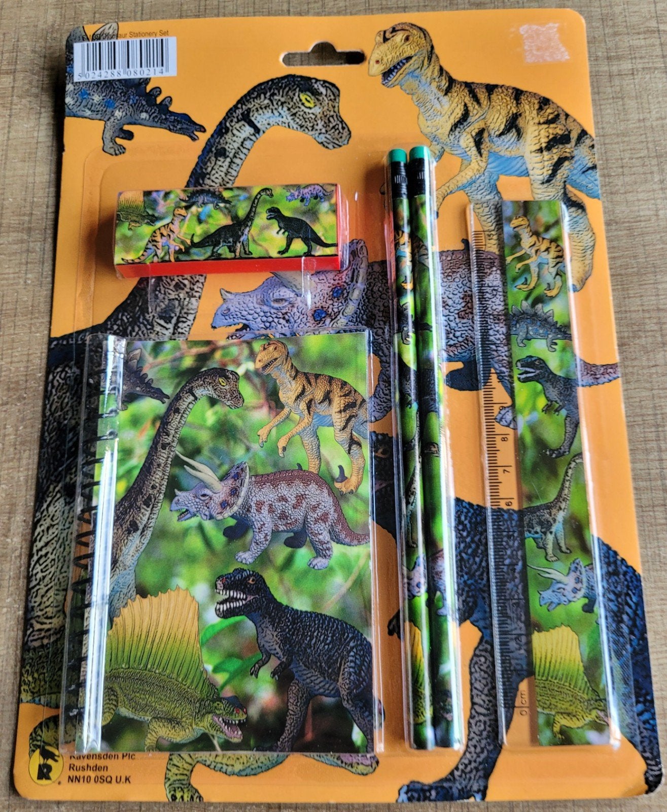 Dino's schrijfset: boekje, potloden, gom en latje (nieuw!), Ophalen of Verzenden, Nieuw, Overige typen