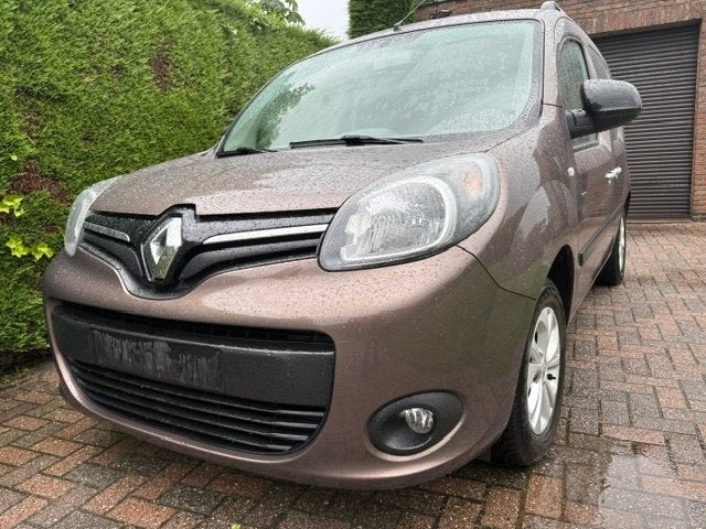Renault Kangoo, Stof, 140 g/km, 4 cilinders, Bruin