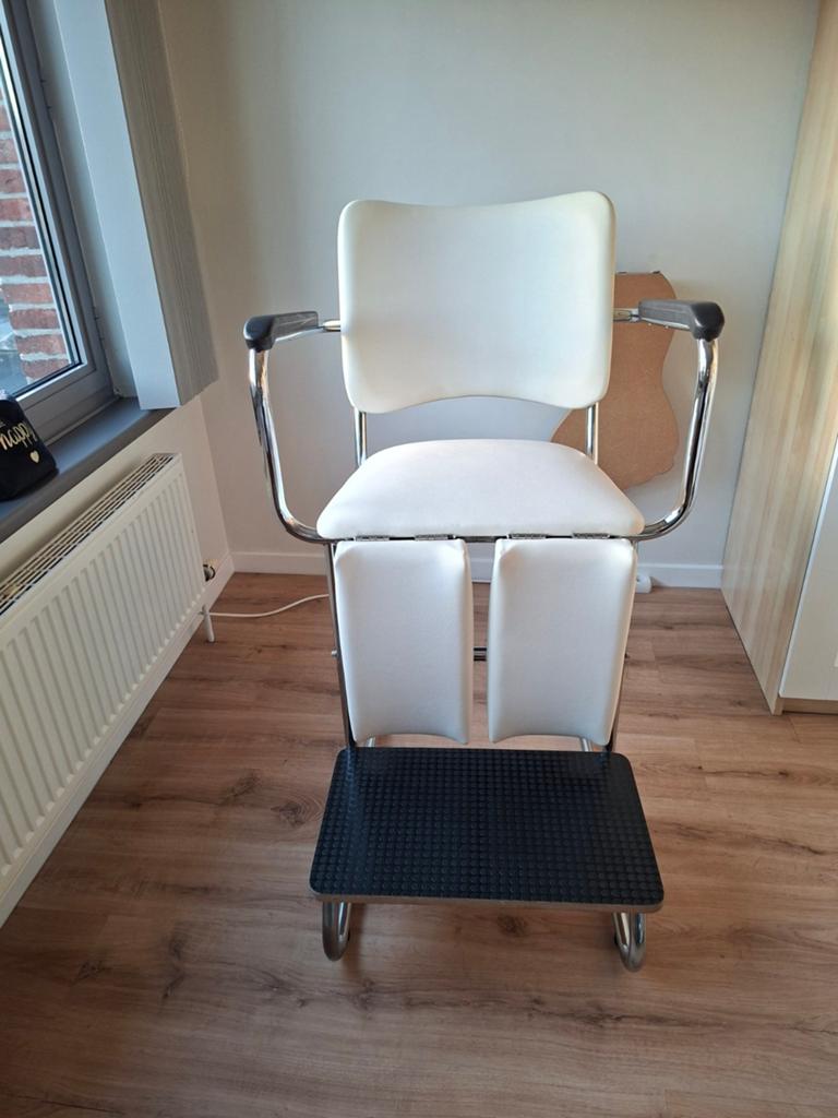 Vintage pedicure stoel, Ophalen