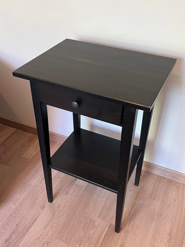 Table de chevet IKEA noire HEMNES, Enlèvement, Utilisé
