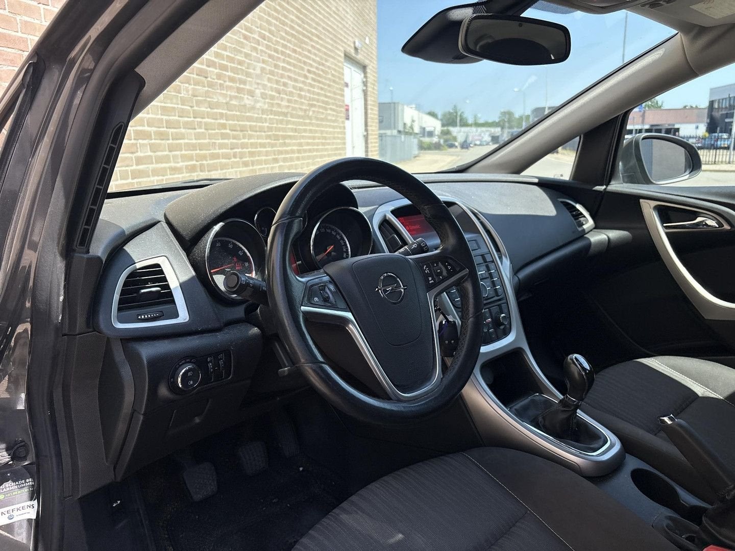 Opel Astra 1.4 Turbo Edition | Airco | Cruise | Trekhaak | A, Auto's, Bedrijf, Electronic Stability Program (ESP), Zwart, Handgeschakeld