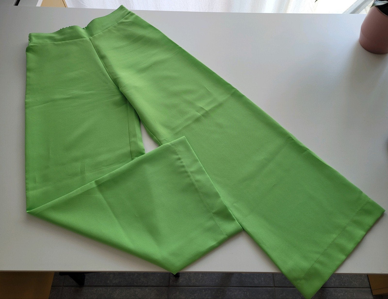 Fluo groene wijde broek Lewis & Melly 14-16j, Broek, Lewis &  Melly, Meisje, Ophalen of Verzenden