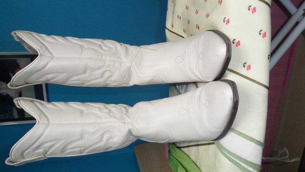 av botte blanche, Vêtements | Femmes, Chaussures, Comme neuf, Enlèvement, Autres types, Blanc