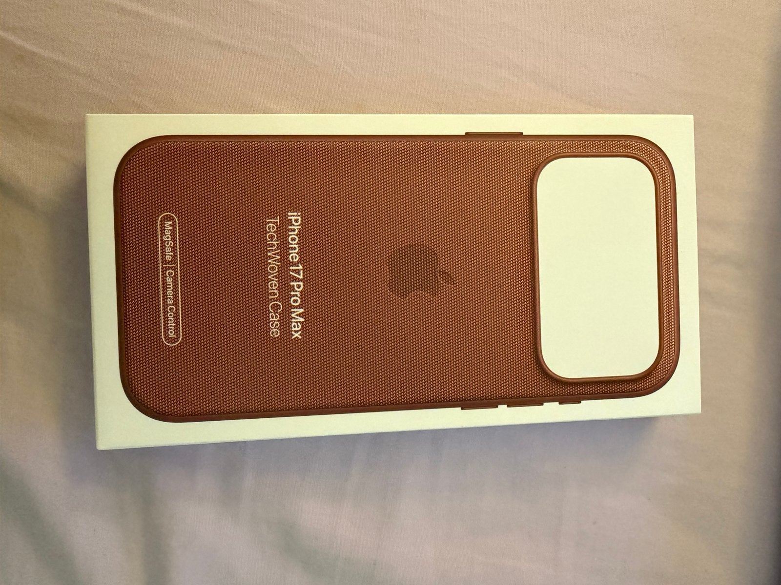 Origineel iphone 17 pro max techwoven case (sienna bruin), Télécoms, Enlèvement, Comme neuf, IPhone 17, Brun