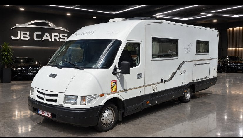 Iveco daily 2,8 TD 130 000 km, Entreprise, Jusqu'à 6, Intégral, Climatisation