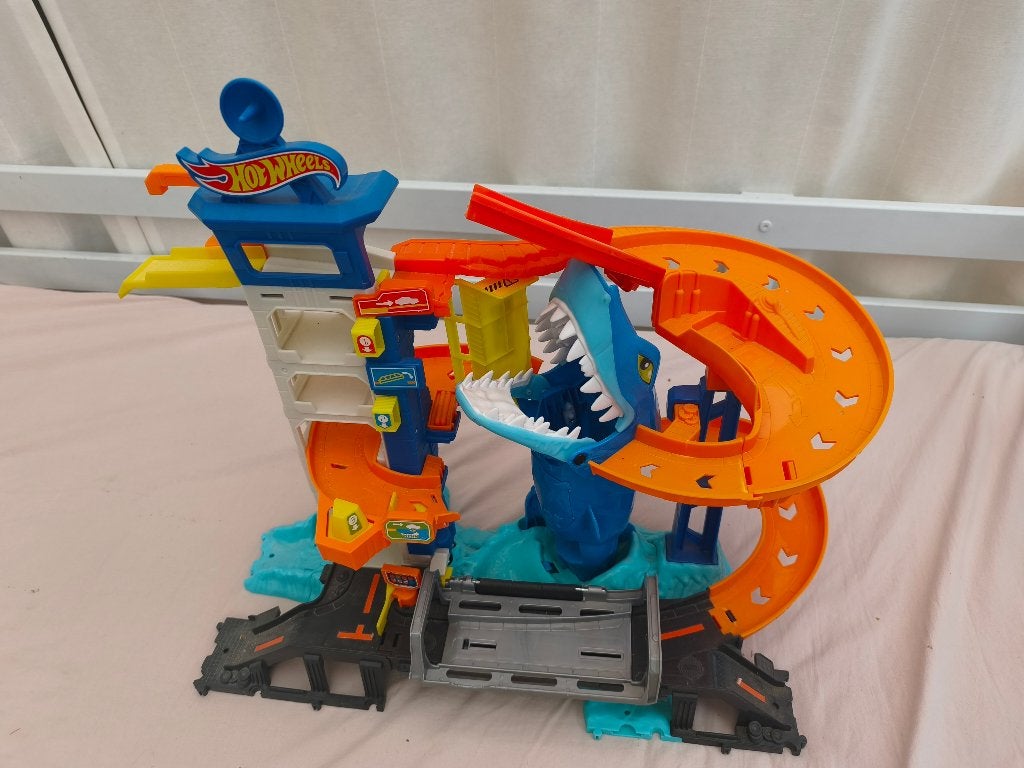 Hot Wheels Garage Requin, Enfants & Bébés, Jouets | Circuits, Comme neuf, Enlèvement, Circuit, Hot Wheels