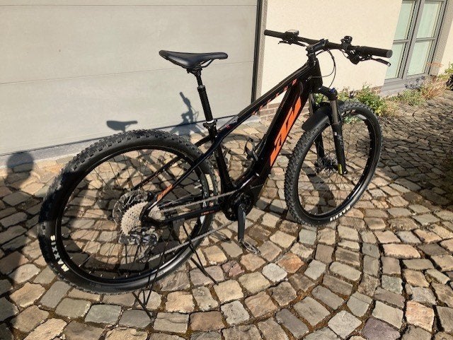 KTM Macina 693 Team ebike, Fietsen en Brommers, Ophalen, Zo goed als nieuw, KTM