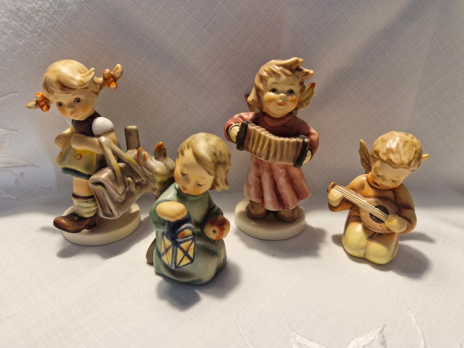 Hummel Goebel beeldjes, Verzamelen, Ophalen of Verzenden
