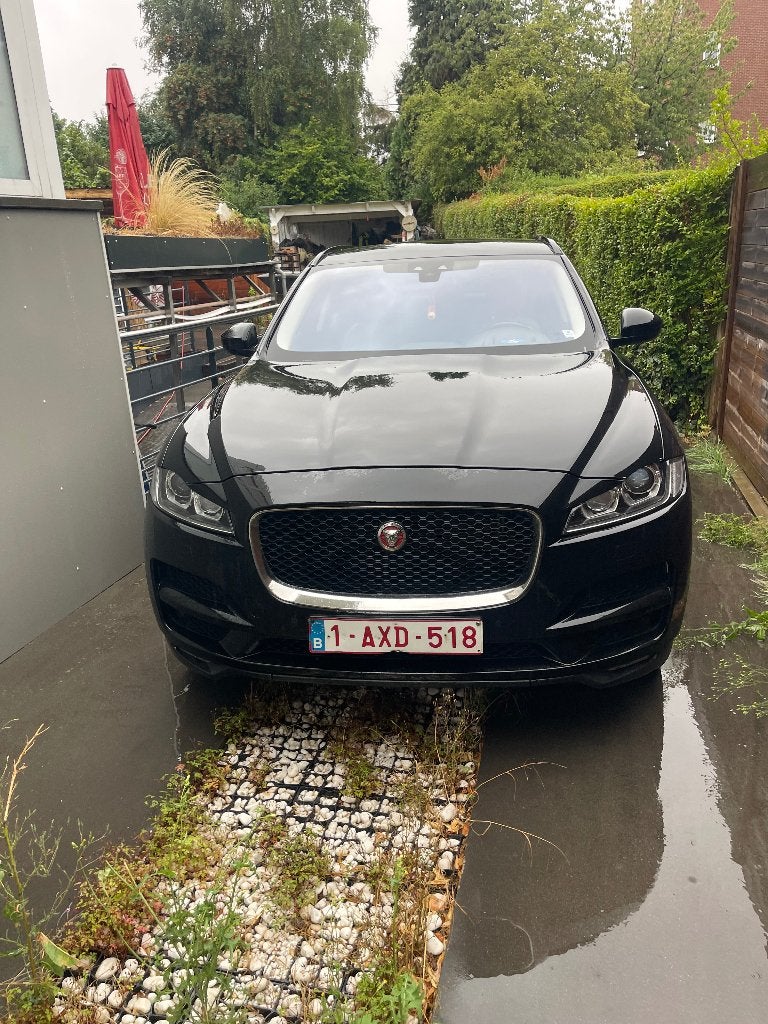 Jaguar F pace, Autos, Jaguar, Cuir, Electronic Stability Program (ESP), 2500 kg, 5 portes
