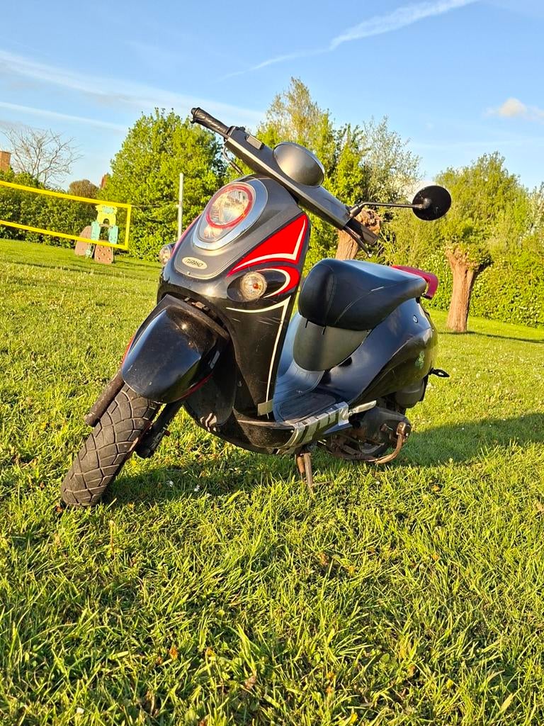 Sym mio turbho, Fietsen en Brommers, Gebruikt, Klasse A (25 km/u), Benzine, 50 cc