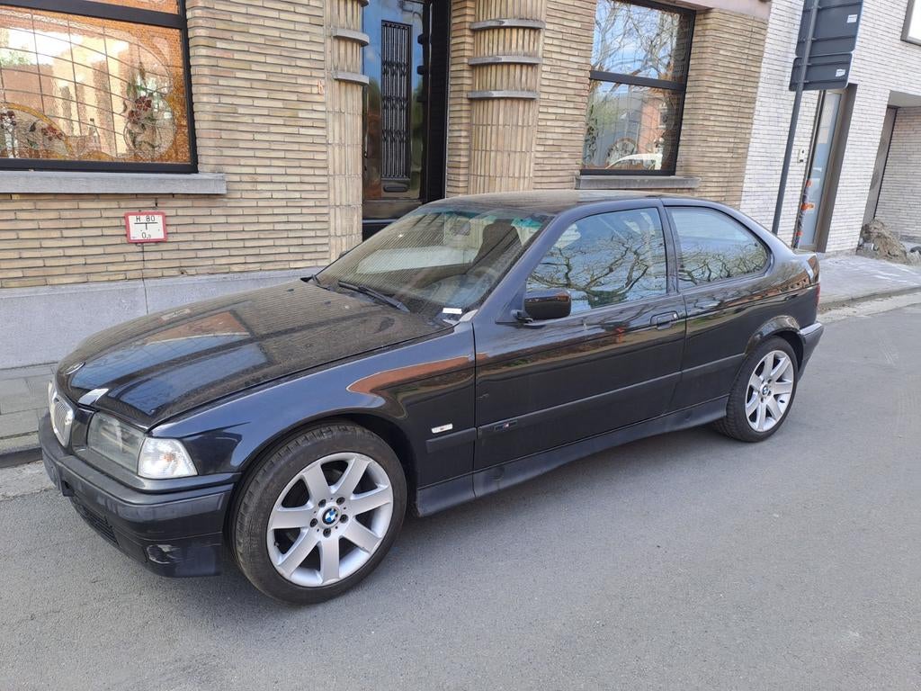 Bmw e36 : moet dit weekend weg, Bedrijf, Te koop