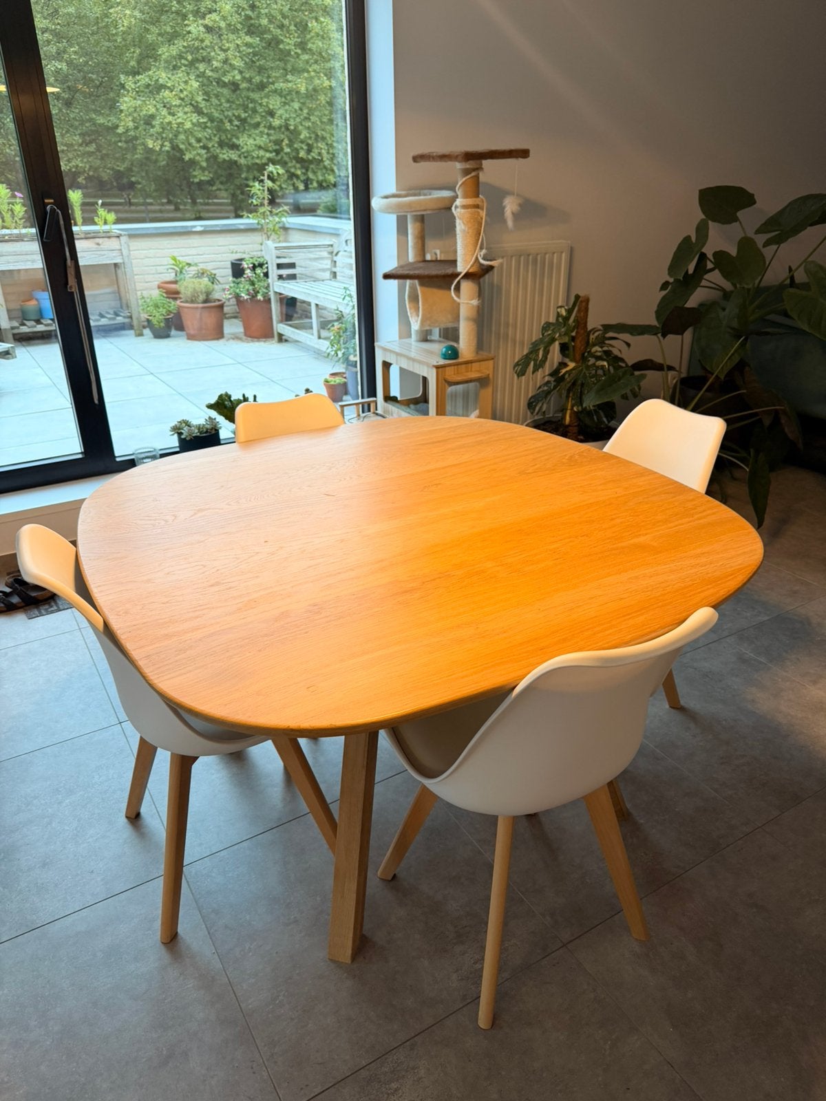 WOOOD Eettafel Eik, Huis en Inrichting, Ophalen, Zo goed als nieuw