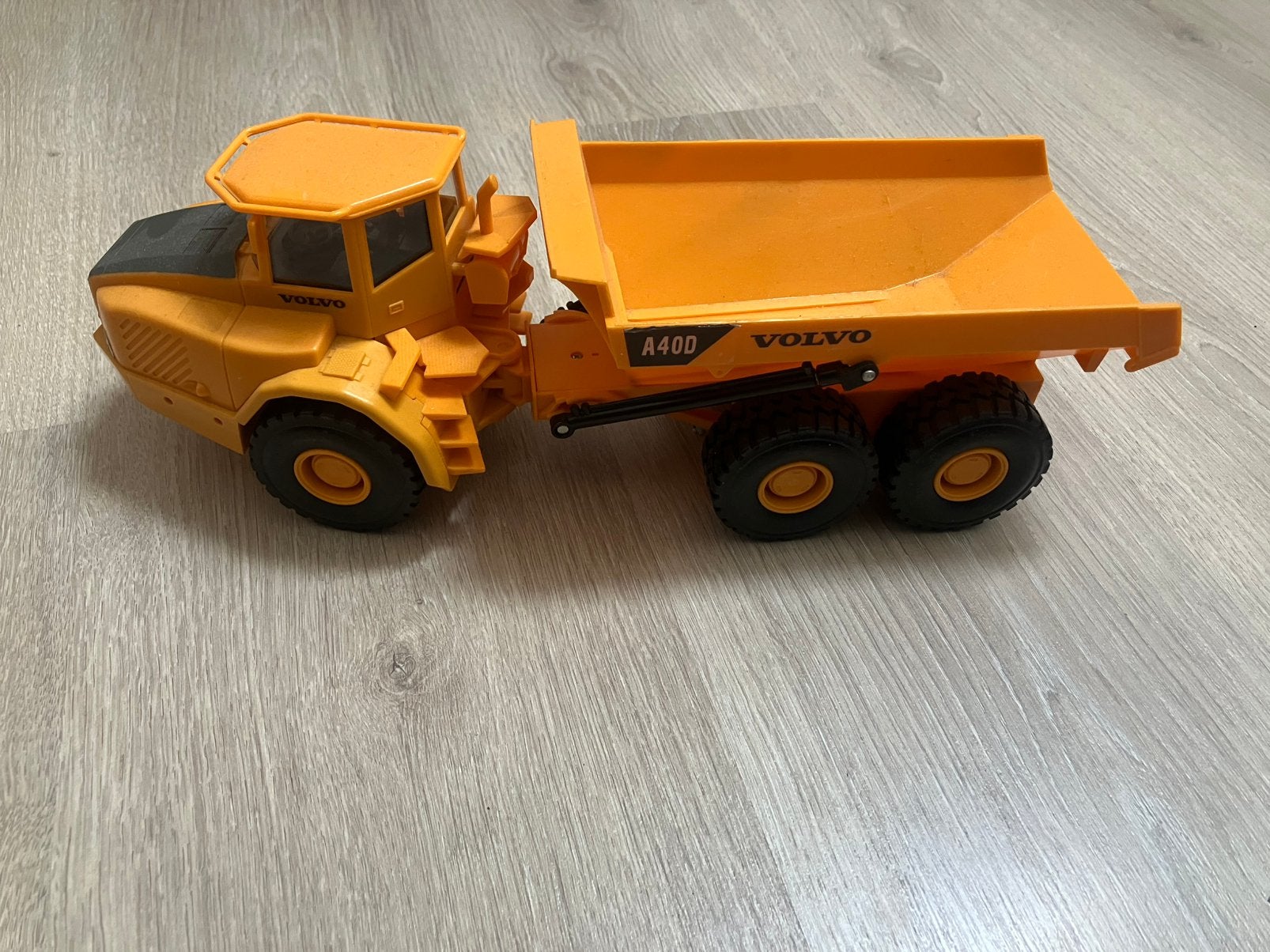 Camion Volvo, Enlèvement ou Envoi, Utilisé