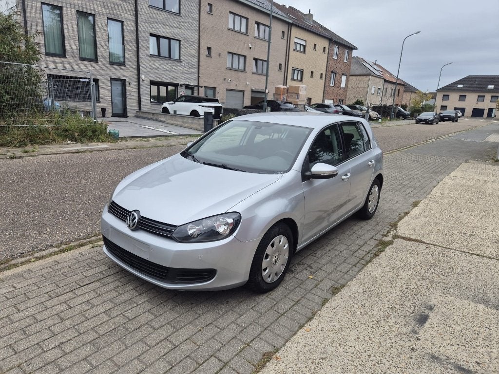 VW Golf 1.4 TSI - Airco + Capteurs de parking - Inspection, Autos, 90 kW, Achat, Entreprise, Noir