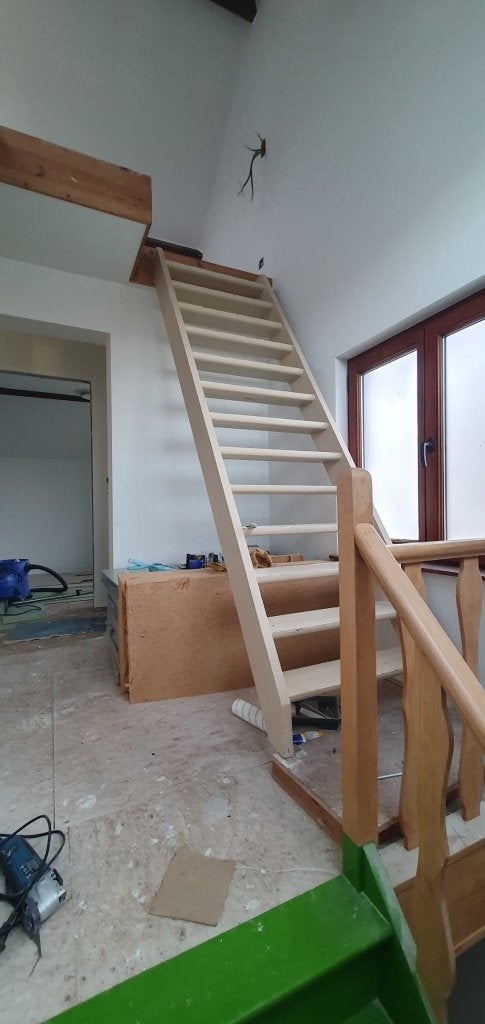 Houten steektrap met open treden, Ophalen, Gebruikt, Trap, 2 tot 4 meter