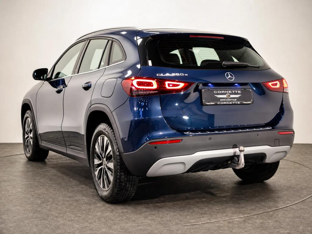 Mercedes-Benz GLA 250 1.3 250E DCT BUSINESS SOLUTION ELEKTRI, Automaat, Blauw, Bedrijf, 5 deurs