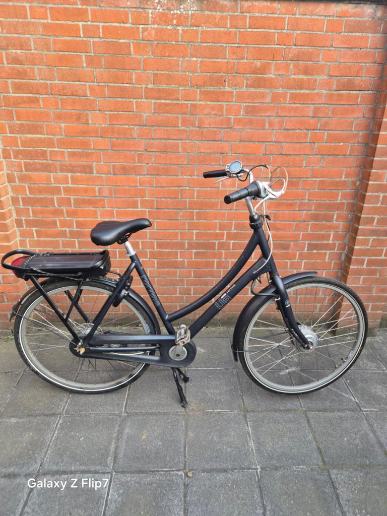 CORTINA ELECTRISCHE fiets, Fietsen en Brommers, Fietsen | Dames | Omafietsen, Ophalen