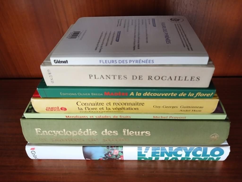 Set van 7 aanvullende boeken over flora, Boeken, Ophalen, Gelezen
