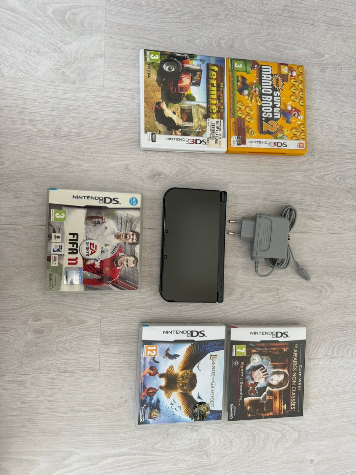New nintendo 3ds xl avec 5 jeux, Consoles de jeu & Jeux vidéo, Consoles de jeu | Nintendo 2DS & 3DS, 3DS XL, Enlèvement, Utilisé