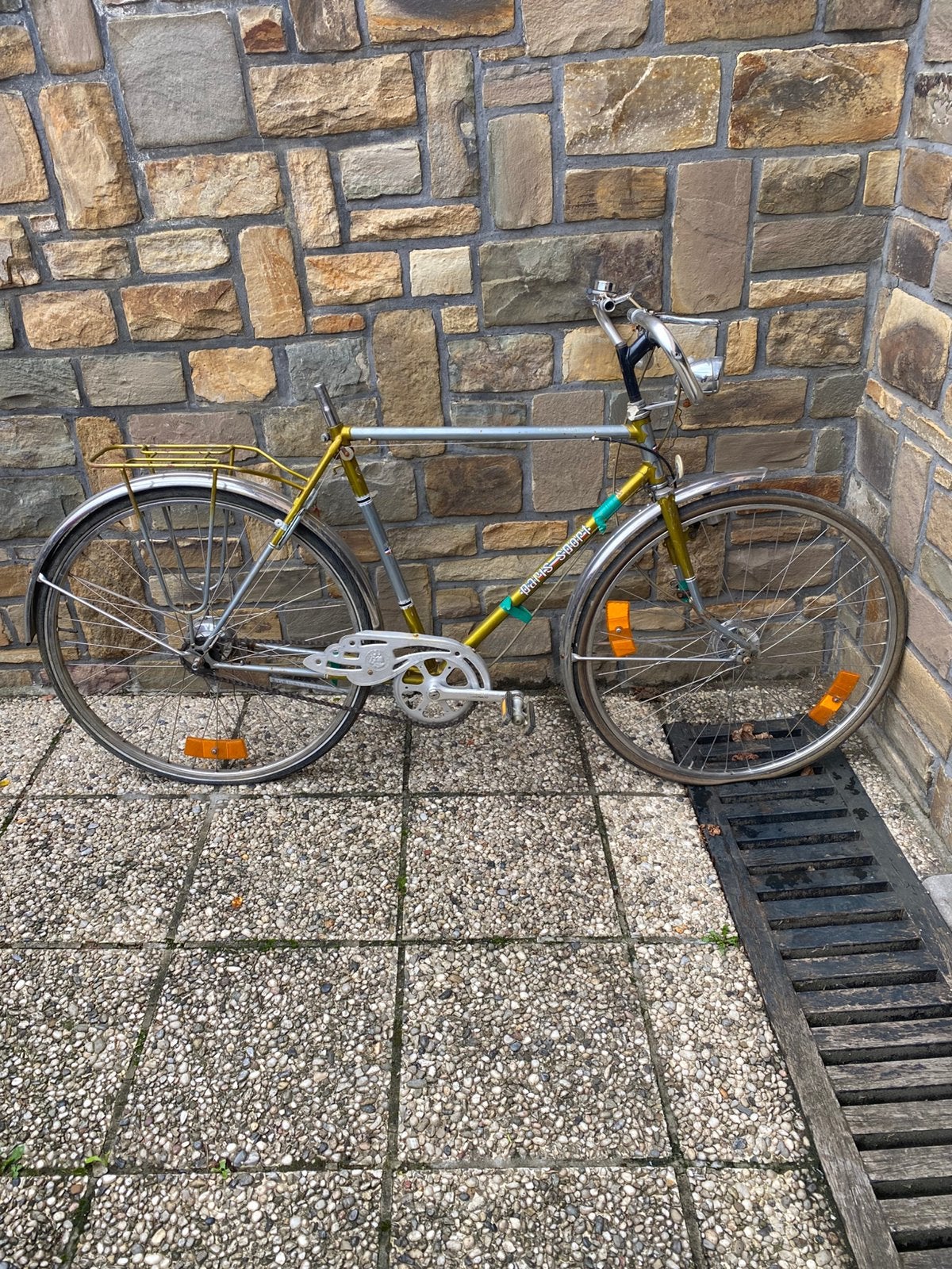 Paris sport om op te knappen, Fietsen en Brommers, Ophalen