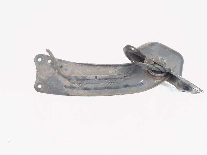 Bras de suspension arrière gauche d'un Volkswagen Passat, Autos : Pièces & Accessoires, Volkswagen, -, 3 mois de garantie, Utilisé