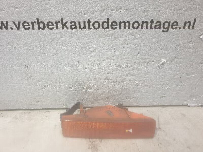 KNIPPERLICHT LINKS Ford Sierra I (83bg-13369-aa), Autos : Pièces & Accessoires, Enlèvement ou Envoi, Henry-Ford-Straße 1 50735 Köln, DE