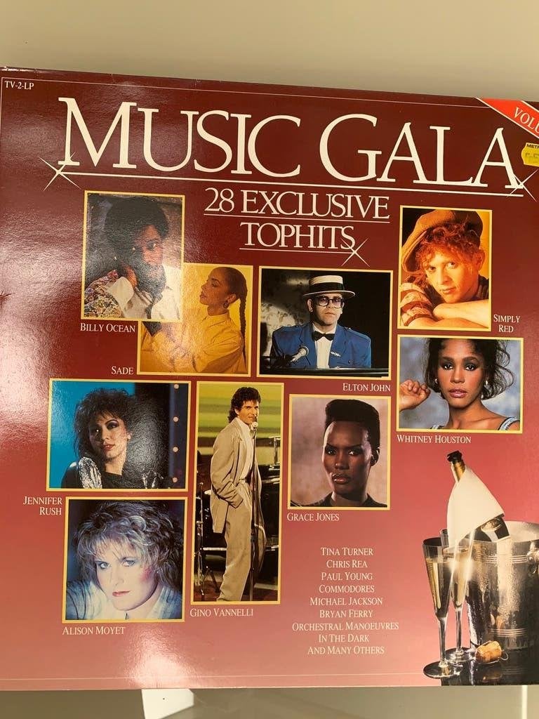 Vinyl - Music Gala - 28 meilleurs tubes exclusifs, Enlèvement