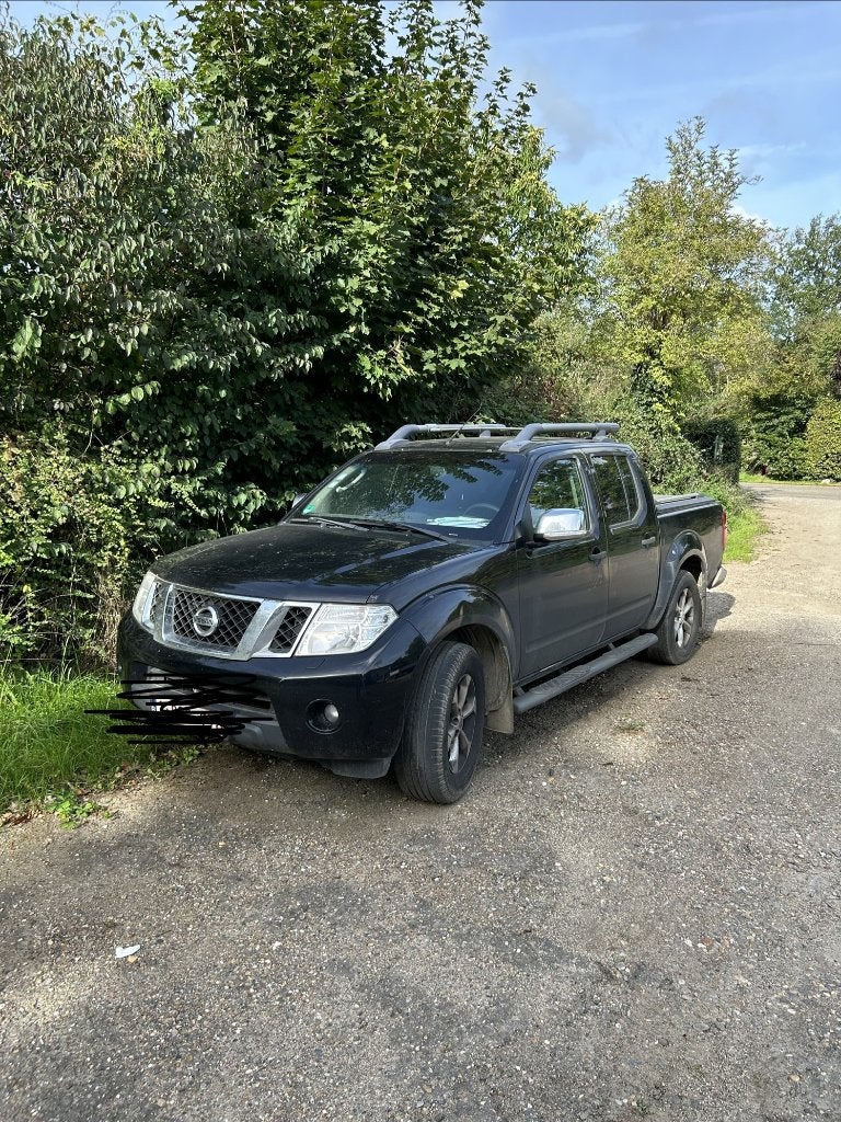 Nissan Navara 2.5 dCi, Auto's, 2500 cc, Stof, Zwart, 4 cilinders