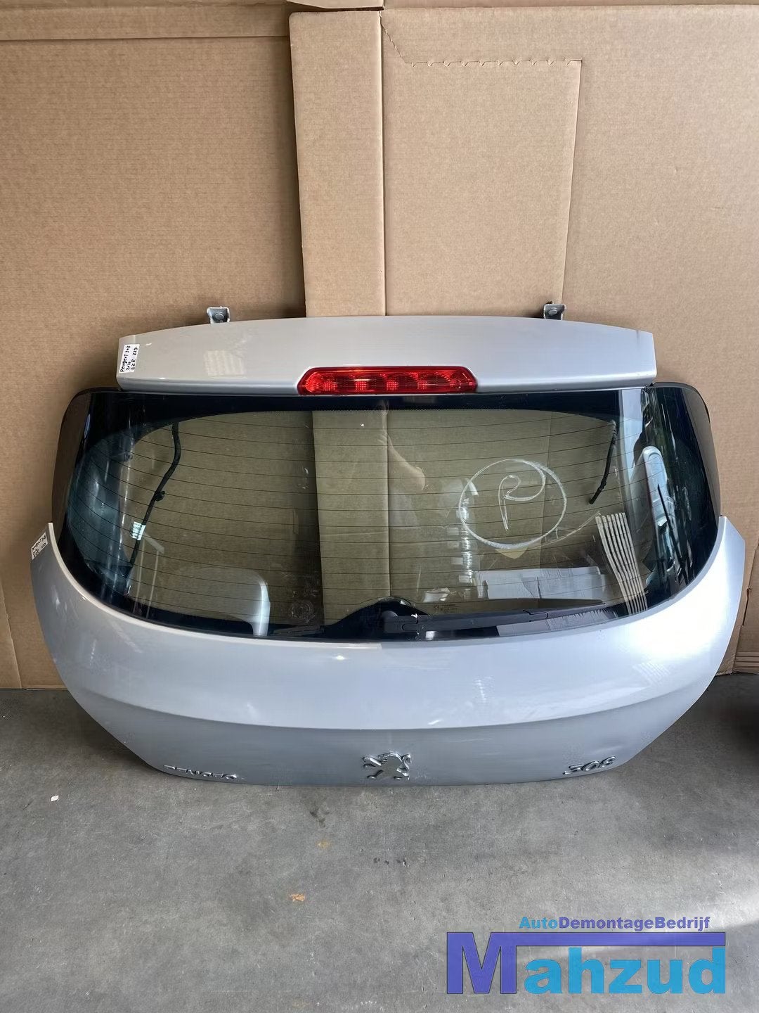 PEUGEOT 308 Grijs EZR Achterklep 2007-2013, Taurusavenue 1
2132 LS  Hoofddorp, NL, Gebruikt, Contact.group@renault.com, Achter