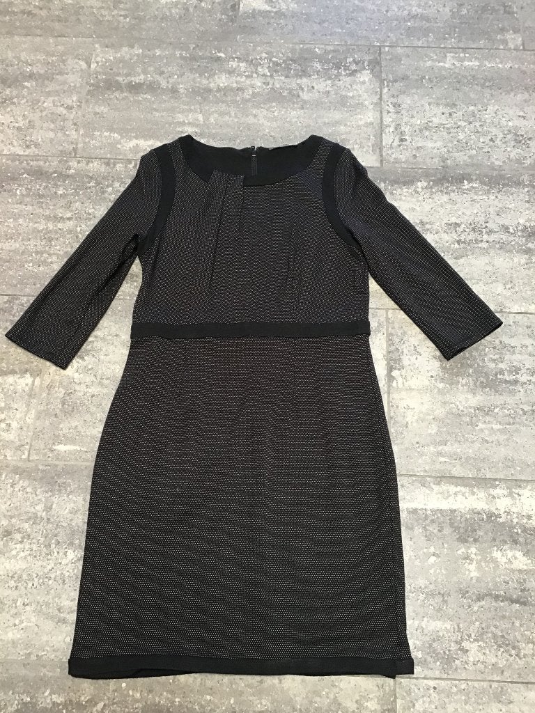 Robe Esprit à manches 3/4 M, Vêtements | Femmes, Taille 38/40 (M), Gris, Enlèvement ou Envoi, Comme neuf
