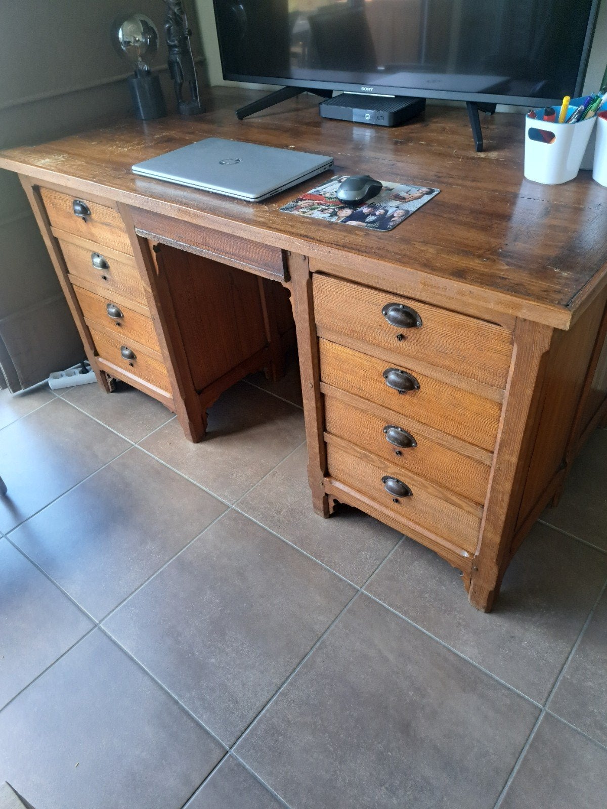 Oude bureau, Ophalen
